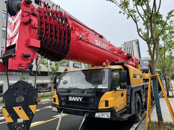 2023 Sany Used Crane SAC1600C8 Main Arm 85.5 Meters, Auxiliary Arm 18 Meters, Counterweight 60 Tons, Excellent Working Condition.