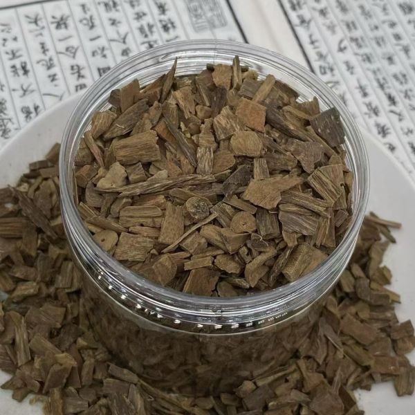 Bulk OUD Agarwood natural agarwood wood and resin for essential oil extraction perfume and incense product manufacturing