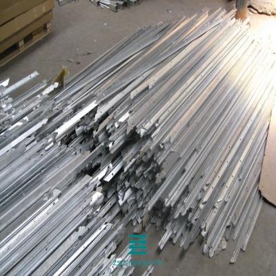 1.25m Height Galvanized Fence Fittings Farm Fence Barbed Wire 30 X 30 X 3.0mm