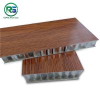 Painel de alumínio acústico 3D do favo de mel da cor de madeira que imprime telhas da parede interior