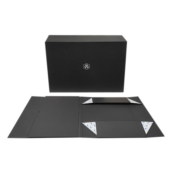 Customized Logo Design Black Rigid Flat Cardboard Magnetic Folding Cajas Regalo For Cosmetics Gift Packaging
