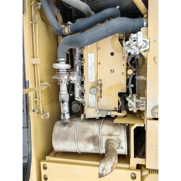 CAT 320 Excavator Used Japan Cat 320gc 320d2 320dl 320c 320cl 320d Hydraulic Cylinder