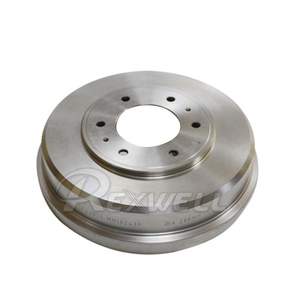 L200 4D56 KA4T Mitsubishi Peças Automotivas Tambor de travão MN102439 4615A1271