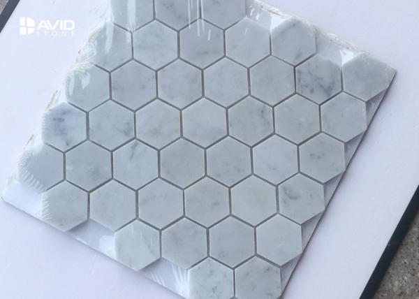 Hexagon Carrara Marble Mosaic Wall Tile 42pcs Sheet No Chemical Tight Structure