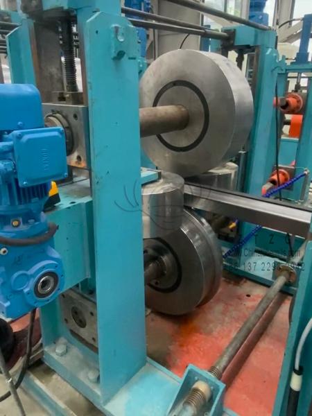 Oval Ztzg Galvanized Erw Steel Pipe Mill Making Machine