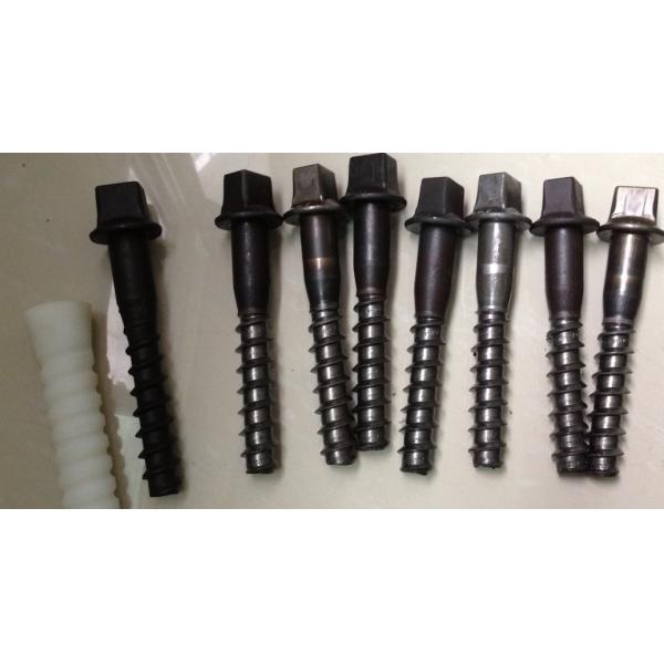 Высокой растяжимой железнодорожной ранг смазанная равниной воска Q235 HDG винтов слипера 4,6