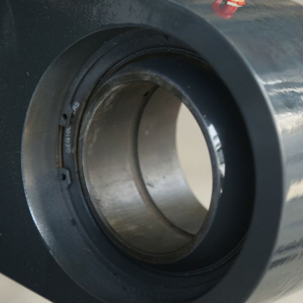 High Tonnage Luffing Hyd Cylinders For Crawler Cranes With Hard Chrome Plated Steel