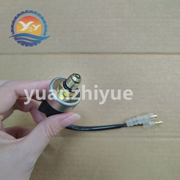 Hydraulic Pressure Sensor EX60 Oil Pressure Sensor 4259333 for Hitachi Excavator EX200 EX100 EX120 EX150 EX300