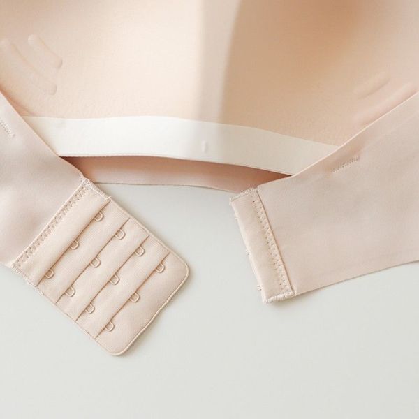 Women Anti-Slip Strapless Bra Invisible Comfortable Ladies Push up Strapless Bra for Women and Wedding Dress