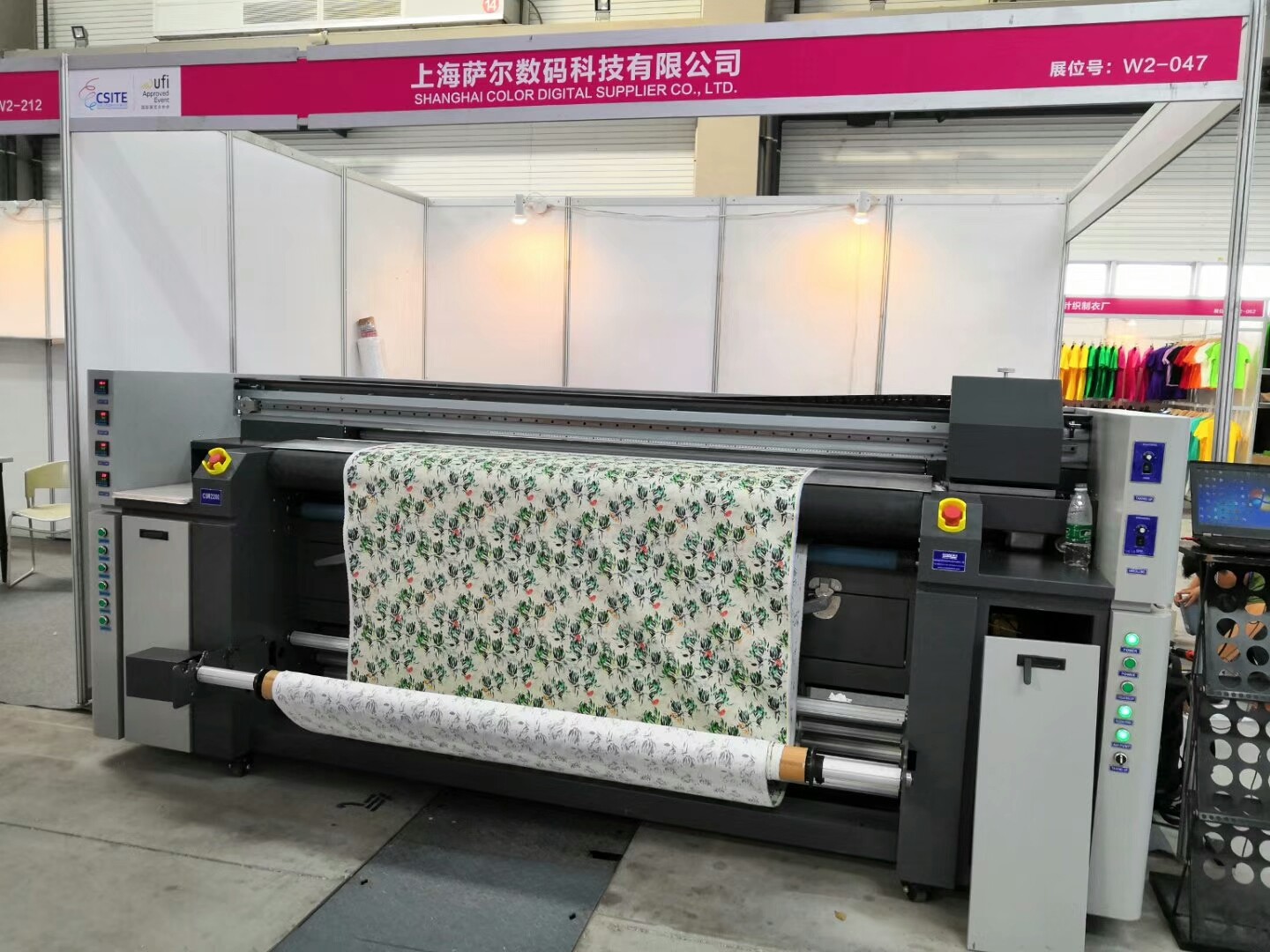 Крен печатной машины хлопка полиэстера Epson для того чтобы свернуть печатную машину ткани цифров