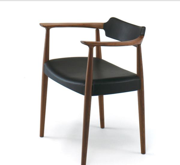 Pu Wooden Kennedy Armchair 480*460*760mm For Dining Room