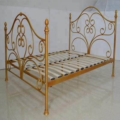 3ft 4ft 5ft Metal Bed Frame European Design Rust Proof With Wooden Slats