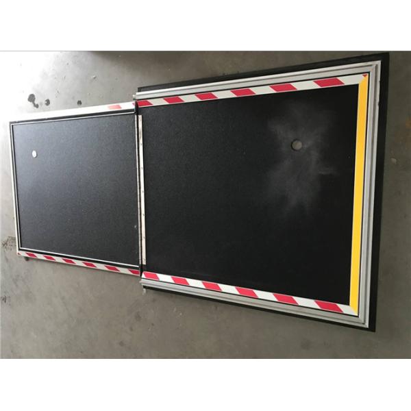 Space Saving Bus Disabled Wheelchair Ramp With 350kg Loading Capacity