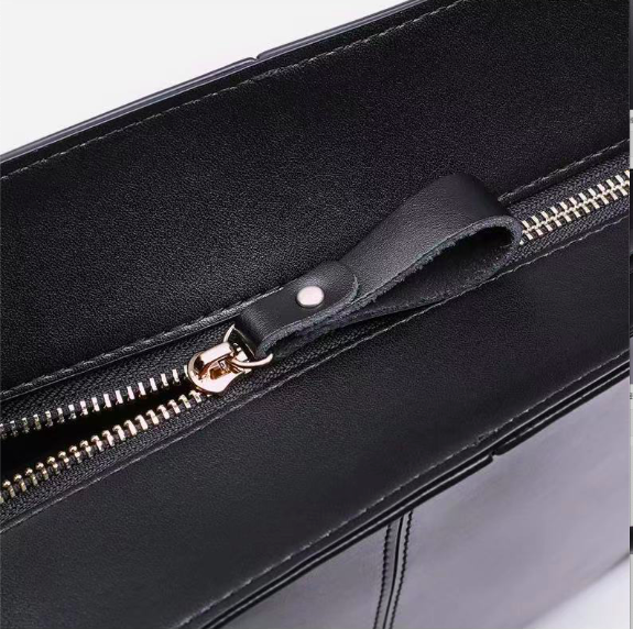 BSCI Ladies Tote Handbag Niche Black Leather Tote Bag