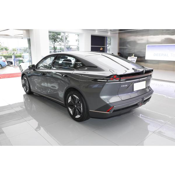 Small Sedan Electric Car Vehicles 165KM Left Steering Changan Dark Blue SL03