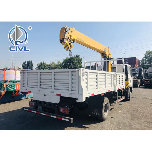 CCC 3-8 Tons Truck Mounted Crane With 4x2 Sidewall Cargo Truck