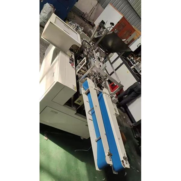 Doube Side Sealing Facial Tissue Paper Box Packing Machine High Automation Level Provides Stable And Fast Packaging Performance
