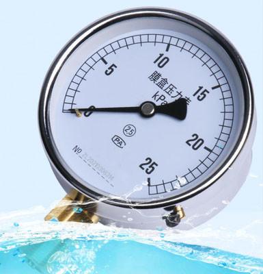Stainless Steel KMC-YE-100 Pressure Gauge With IP65 Protection Grade And Measuring Range -1KPa-205KPa