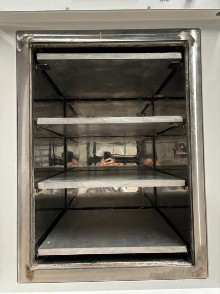 Industrial High Temperature Muffle Furnace Vacuum Oven Heat Treatment 250 Ordm C