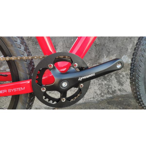 20 дюймовый детский велосипед с вилкой и карбоновой рамой весит всего 11 кг.