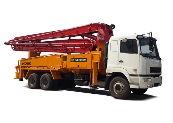 Heavy Duty Cement Mixer 39m Boom Concrete Pump Truck 9.84L Displacement