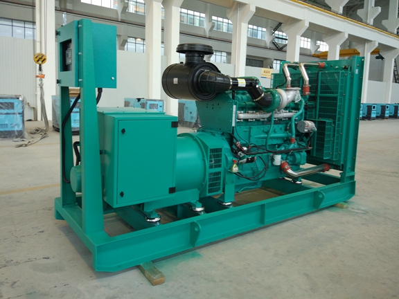 470kw/588kva 50Hz Cummins Diesel Generator With Faraday Alternator , Water Cooled Three Phase
