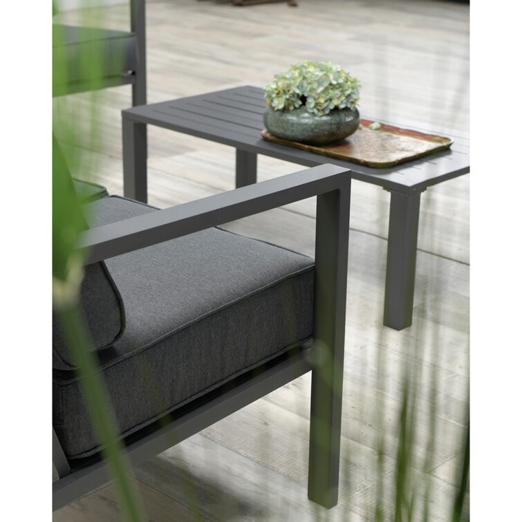 5 Seater Outdoor Furniture Set Made of Aluminum for Modern Outdoor Living