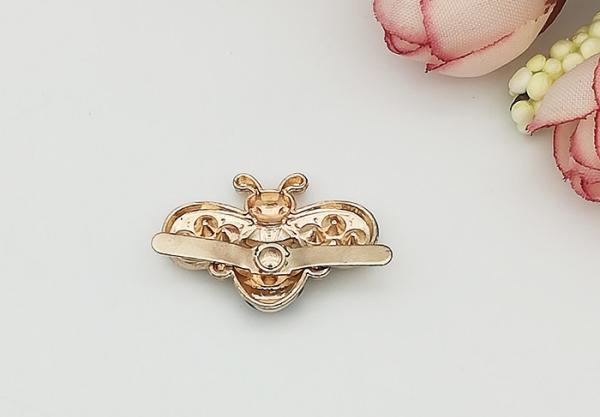 Zinc Alloy Diamante Shoe Buckles , Shoe Accessories Metal Shoe Clips Bee - Like