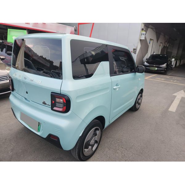 Geely 2024 Panda Mini Good Price 200km Small Deposit Used Electric Car Cheap Made in China 4seats in Stock Cheap Vehicle