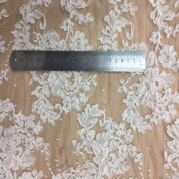2017 hot sale Bridal Wedding Dress Fabric Mesh Based Embroiery Lace Fabric in Ivory Color