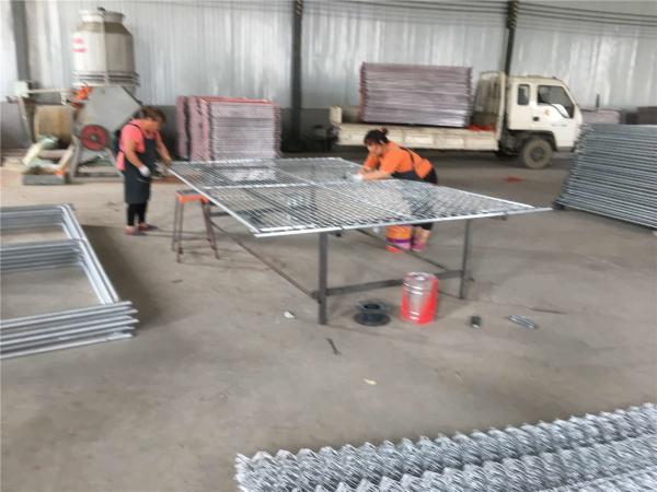 chain link temporary construction fence panels 6FT X 10F Mesh 2 3/8  x 2 3/8 ( 60mm x 60mm ) x 12 gauge wire