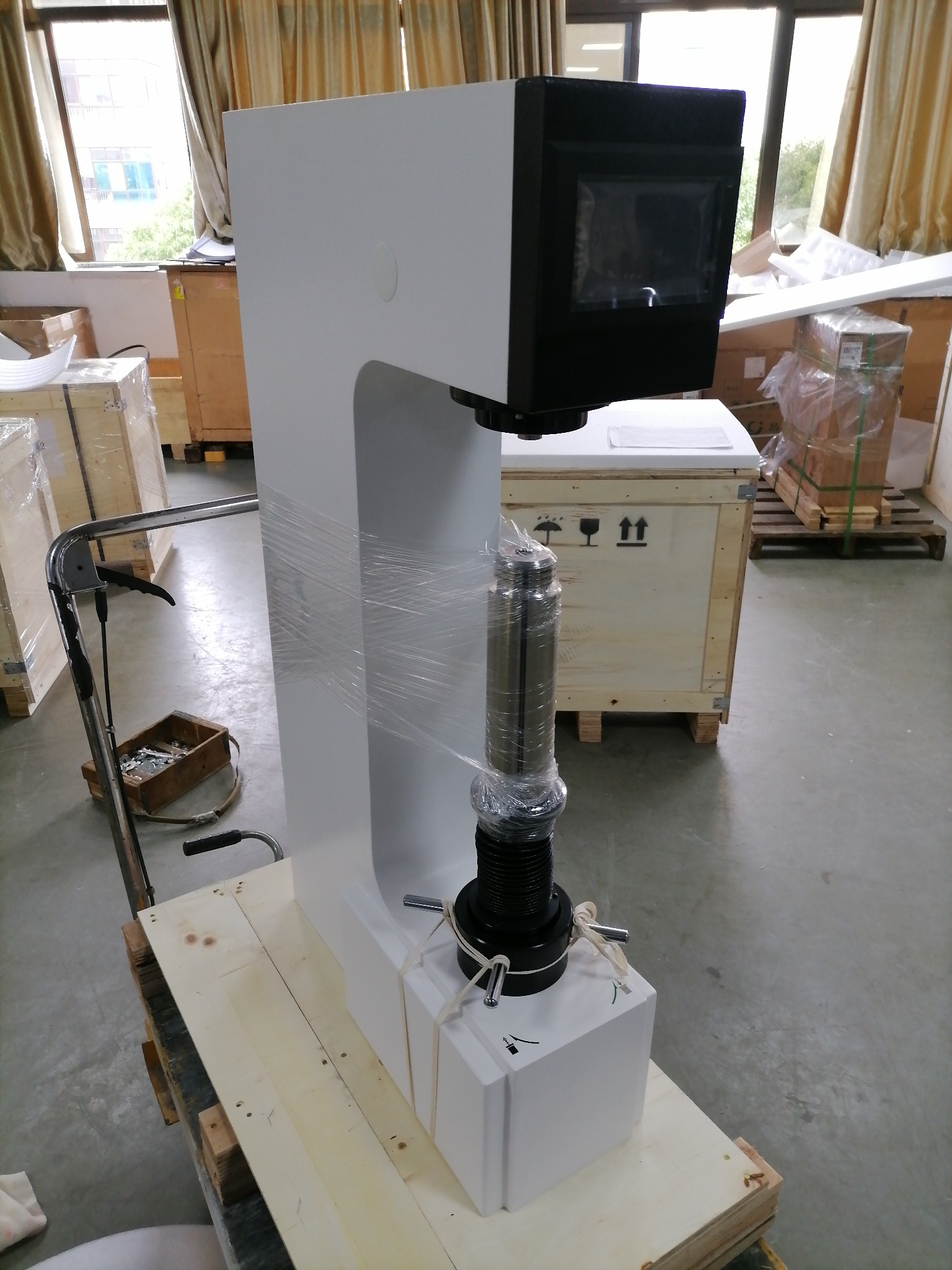 Heightened Brinell Hardness Tester HB-3000S(H)