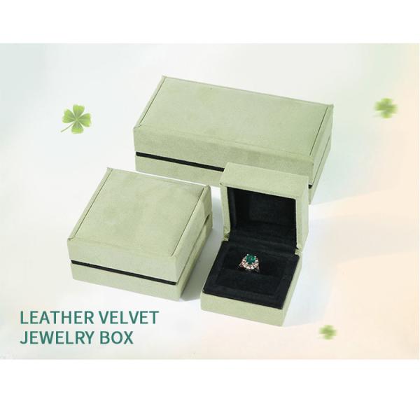Grass Green Flannel Gift Packaging Box For Ring Bracelet Jewelry