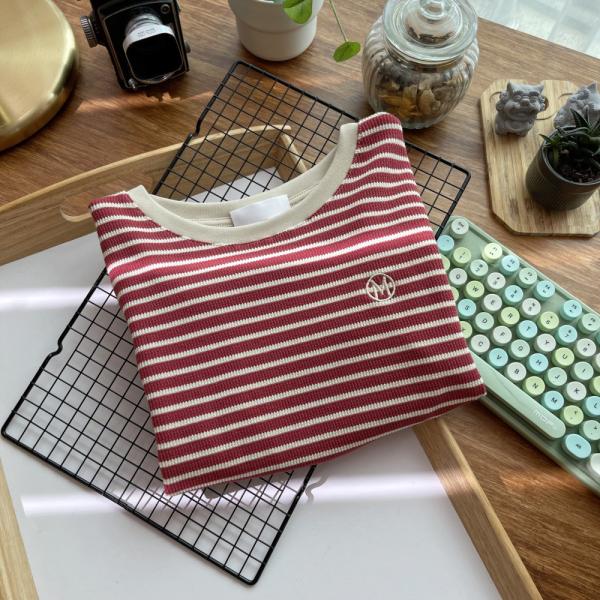 Logotipo bordado personalizado camiseta curta de malha elástica para meninas quentes na moda Y2k