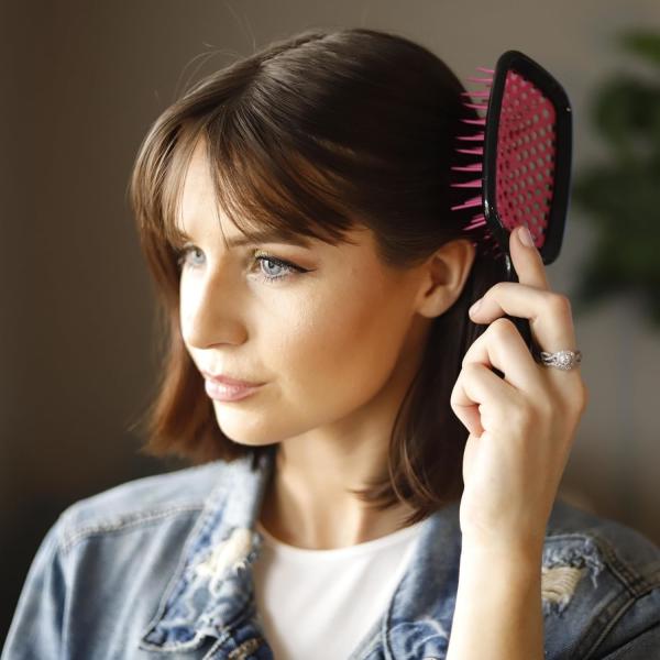 Lightweight UNbrush Detangling Heat FHI Hair Brush Pain Free DuoFlex Anti Static Bristles