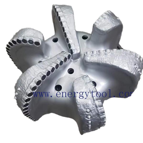 Outil de forage de roche API 22 pouces PDC Pièce de machine de forage de champs pétrolifères