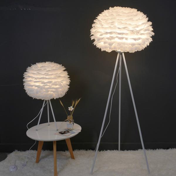 LED floor lamp modern tripod white feather floor lamp living room reading lamp bedside floor lamp(WH-MFL-27)