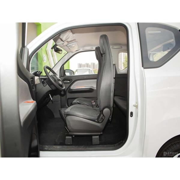 Small mini electric vehicle made in China spot sale by SAIC Wuling