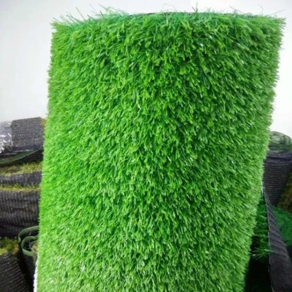 Artificial Grass Landscaping For Decorating Swimming Pool