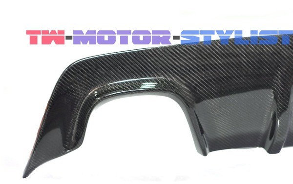 Отражетель волокна углерода задего BMW E60 M-TECH