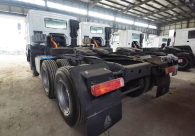 trator da cabeça 420HP 10 Wheeler Howo A7 do trator da mão 8800kg segundo