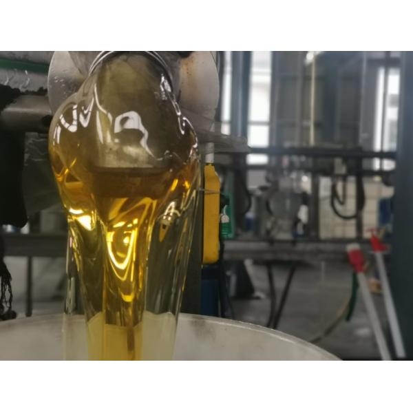 Pulvérisation sur les murs et le toit Deux composants de polyuréthane à cellule fermée Polyols à mélange de mousse rigide