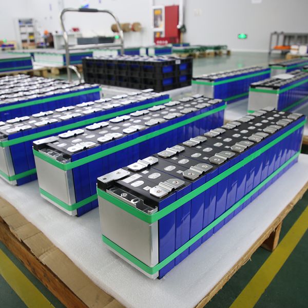 2000 Cycle AGV Lithium Battery OEM ODM Lithium Ion Forklift Battery