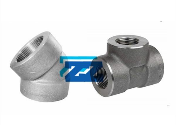 Alloy Steel Threaded Pipe Fittings ASTM A182 F22 2000LB Pressure JIS Standard