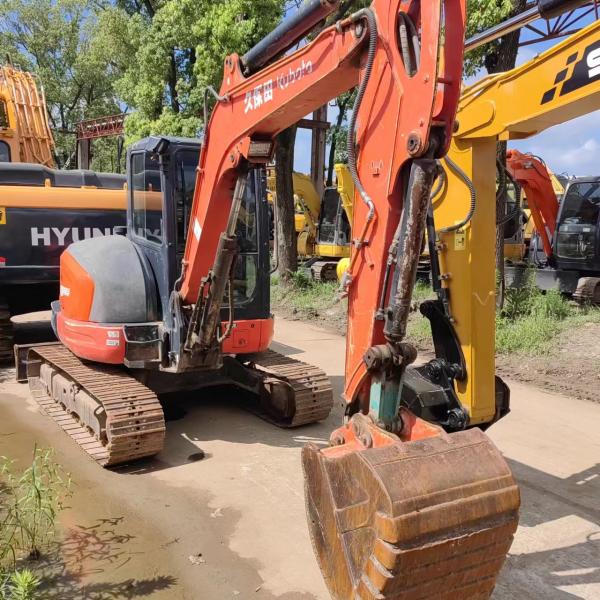 Cylindre hydraulique d'origine utilisée Kubota Kx165 Mini-excavatrice 6t pour les travaux de construction