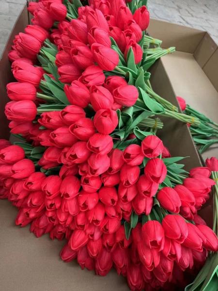 Best sell Wedding Decorative PU Real Touch Tulip Rose Flowers Tulips Artificial Flower