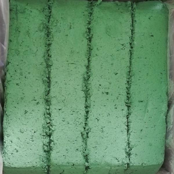 Corundum And Chromium Oxide Based Refractory Plastics For Smelting Furnaces