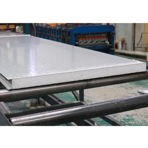 0.3-0.6mm Panneau sandwich en tôle d'acier EPS pour le métal et le matériau en acier de couleur dans la construction durable