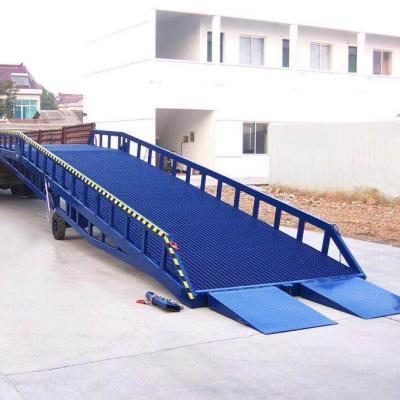 Acessórios de 8 toneladas do caminhão de empilhadeira da capacidade, rampa móvel hidráulica da jarda da doca para a empilhadeira