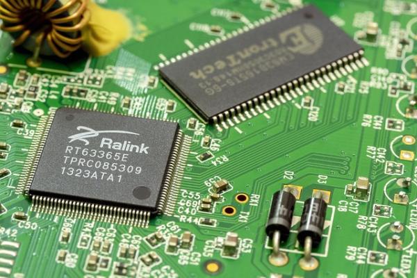 Custom HDI PCB Copper 1-4oz Fast PCB Manufacturing 2 - 20 Layer
